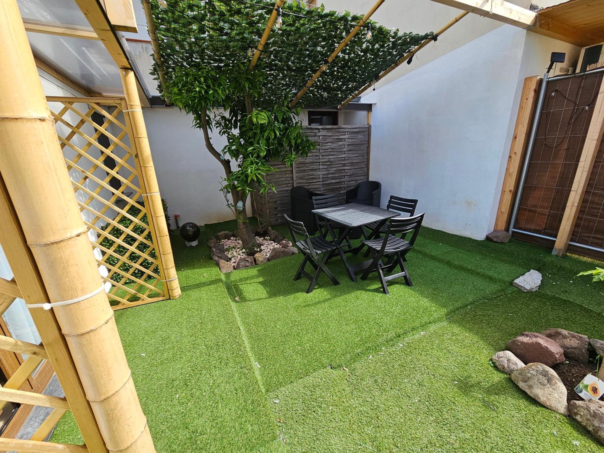 Appartamento con Vista Giardino